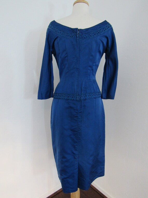 1950s Royal Blue Silk Satin Wiggle Dress - image 4