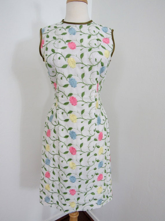 1950s - Early 1960s Lightweight Embroidered Cotto… - image 2