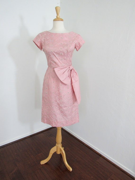 Lovely 1950s Embroidered Pink Organdy Wiggle Dres… - image 1