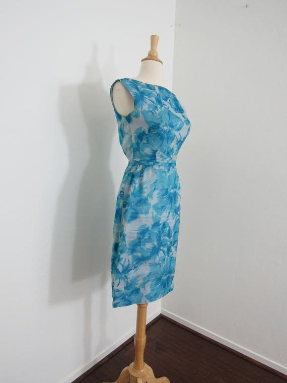 Lovely 1950s Turquoise Blue Floral Wiggle Dress wi