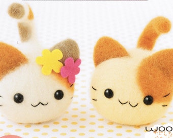 Twin Kittens Needle Felting Kit (with flowers)