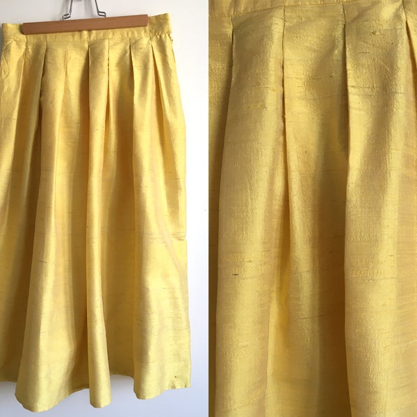 vintage années 70 / 80 Citron Jaune Soie Dupioni Sous-le-genou Jupe Plissée Taille S/M