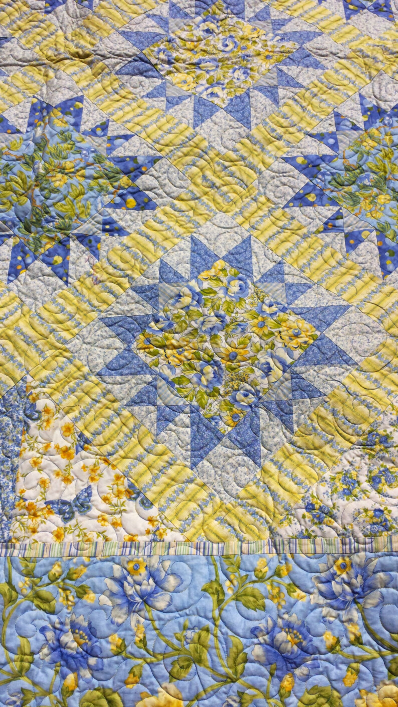 Queen Size Blue and Yellow Floral Quilt Traditional Blue and Etsy