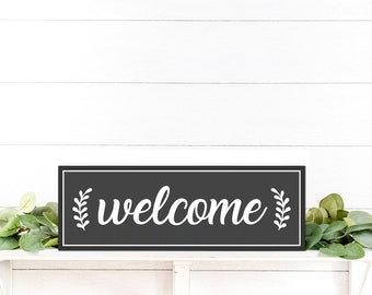 Welcome Sign: Indoor Outdoor Entryway Decor (14 x 4.5 Inches)