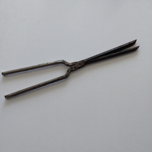 Antique Vintage Metal Curling Iron Germany