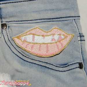 G L A M Lips Pastel and Gold Embroidered Original Patch 3.5in (90mm) (x1 patch)