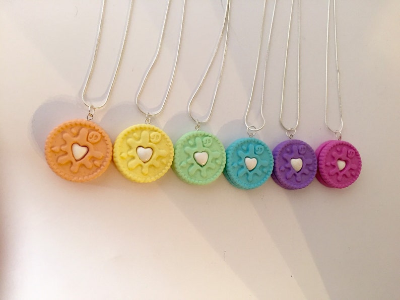 Mini Jammy Dodger Necklace in Pastel Colours Quirky Mini Biscuit Jewellery Rainbow Colours Baby Colours Fairy Kei Jewellery Deco image 5