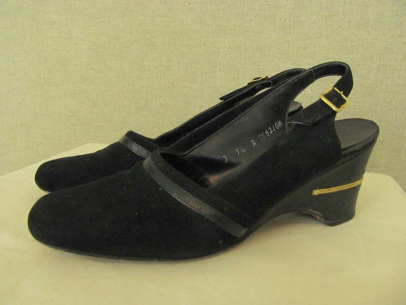 1960s Black Shoes / Vintage 60s Black Shoes - image 2