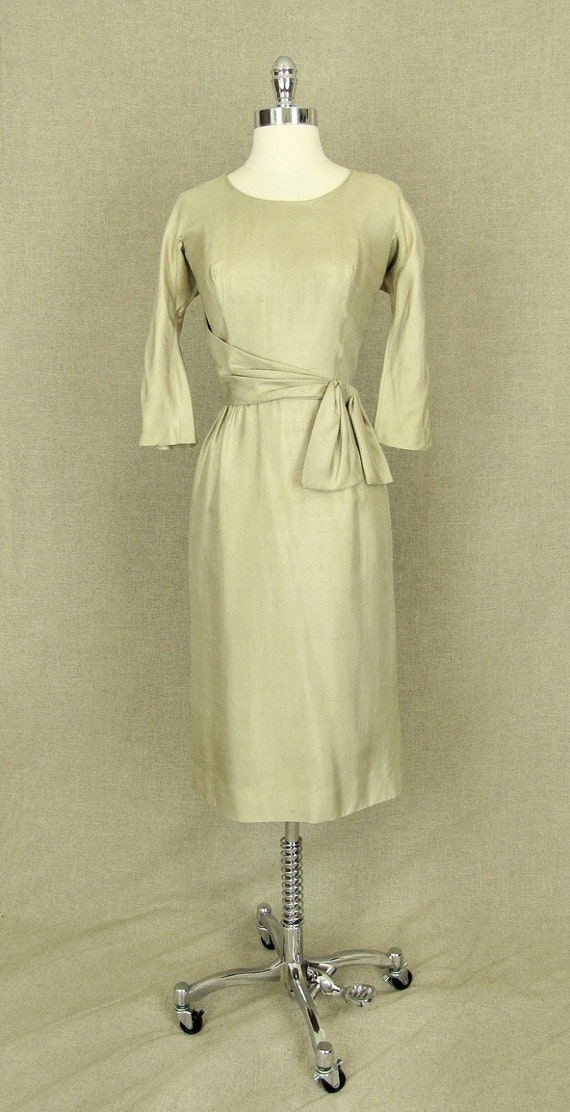 1960s Dress / Vintage 60s Beige Dress - image 2