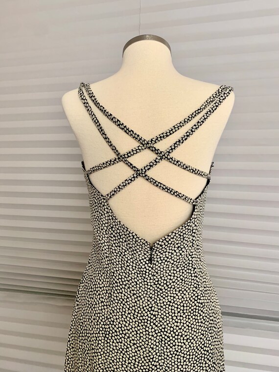 1990s Black and White Floral Strappy Dress - image 7