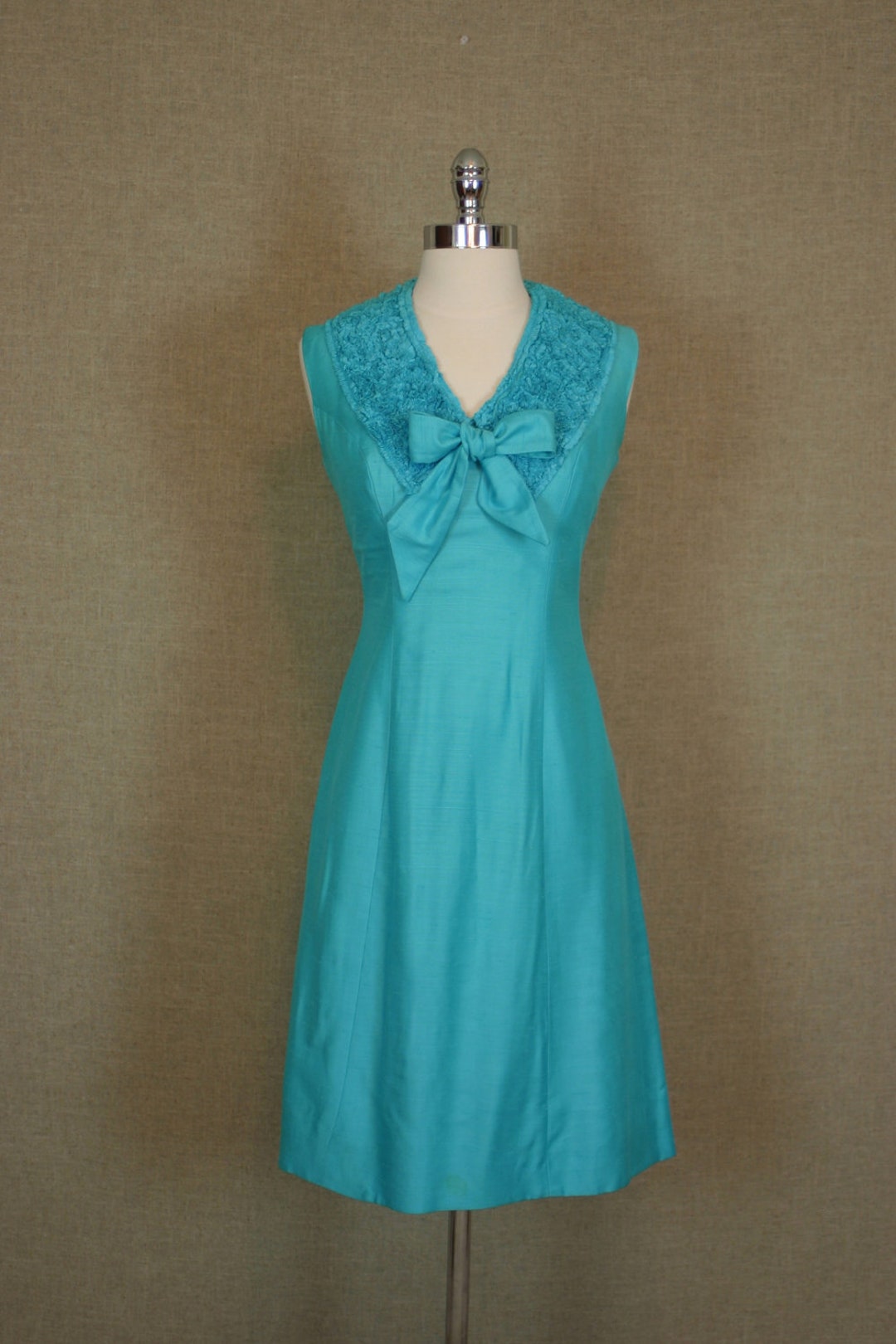 SALE 1960s Dress / Vintage Turquoise Raw Silk Sheath Dress - Etsy