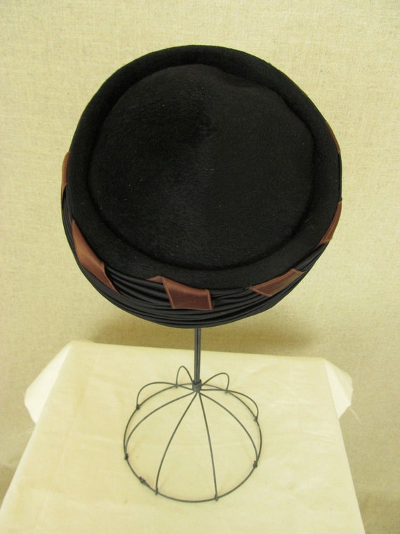 1960s Black Hat / Vintage 60s Black Hat - image 5