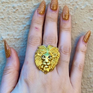 Gold lion ring ~rawr~