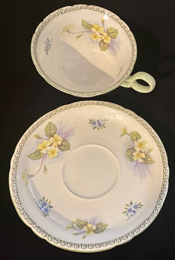 Shelley Vintage Chester-shaped Teacup and Saucer in Pattern