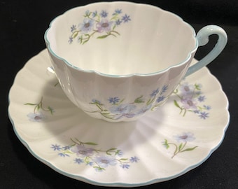 シェリー Shelley Blue Poppy Ludlow Shape Vintage Shelley Blue Poppy in LUDLOW Teacup and Saucer - Etsy Canada