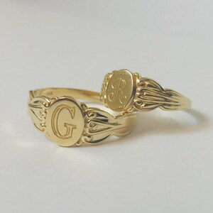 Vintage Style Signet Gold Pinky Ring, Gold Signet Ring, Signet Ring, Initial Ring, Monogram Ring, men signet ring gold, father day gift