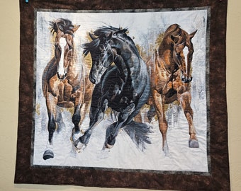 Quilted Western wall hanging with three beautiful horses