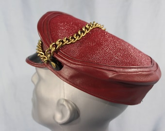 The Wolfstryker Cover en Burgundy Stingray