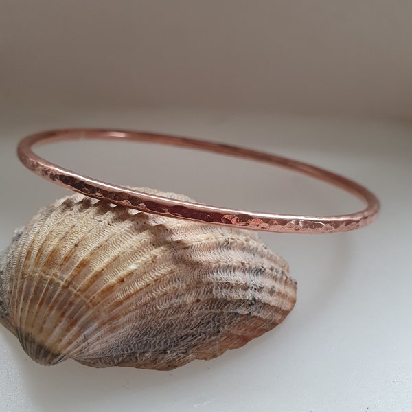 Handmade hammered pure  copper bangle, said to help with arthritis