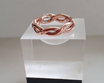 Copper twisted ring, in solid good quality natural copper,