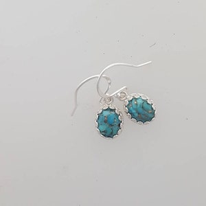Pretty oval copper turquioes drop earrings, made in 925 silver