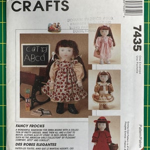 Vintage 1995 McCalls 7435 UNCUT 18 Doll Clothes Pattern immagine 1