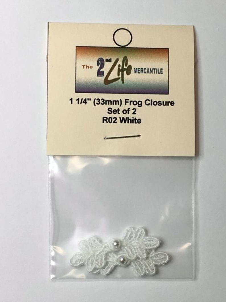 X-Small Frog Closures 1 1/4, pkg of 2, White R02. Machine Embroidered. image 3