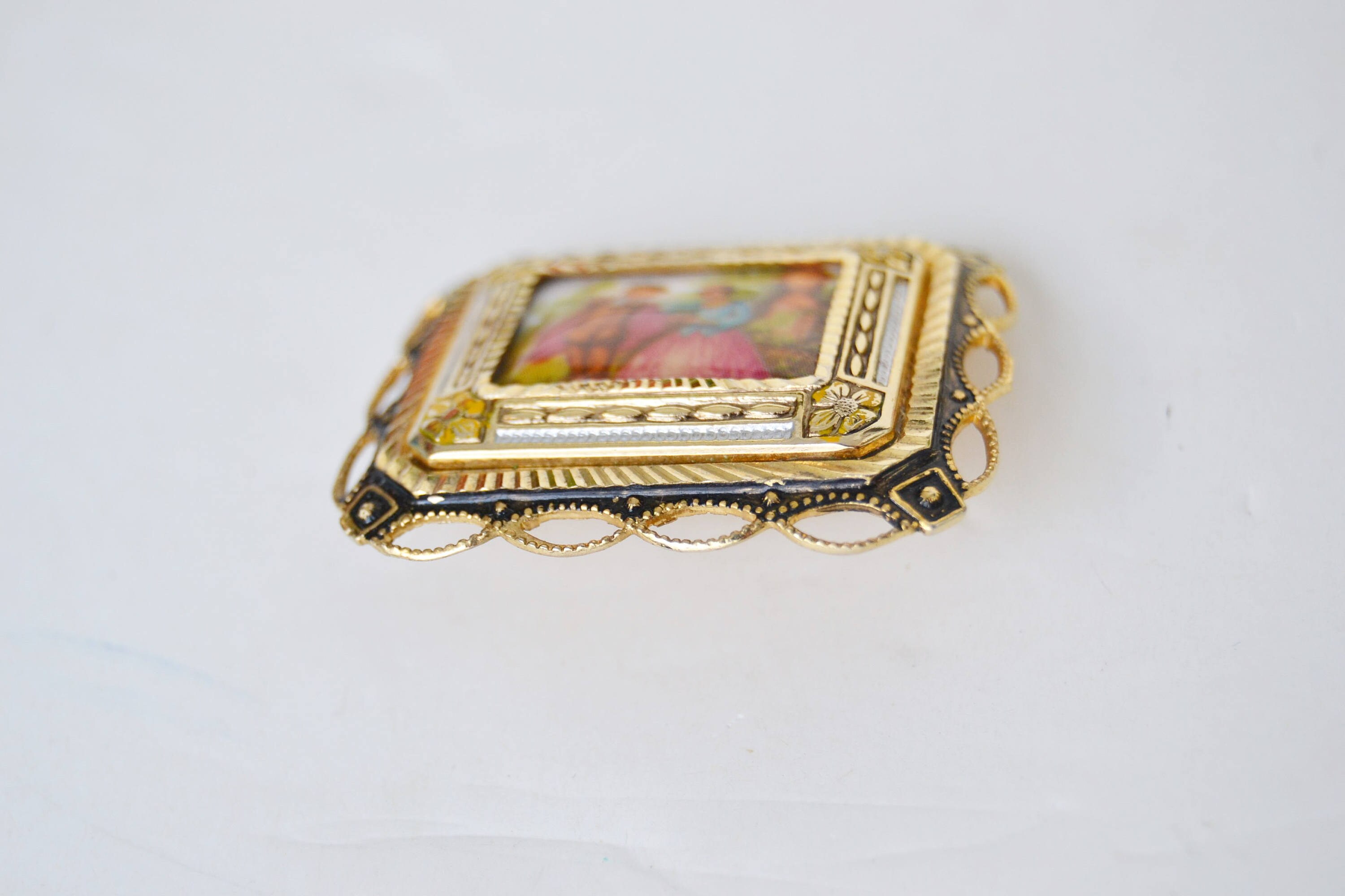 フランスの画家ラヤ・ソーキンによるヴィンテージの静物画エナメル七宝