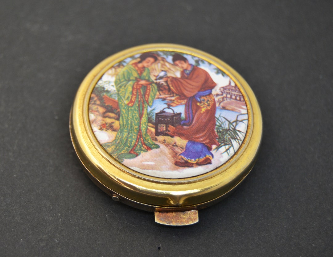 Vintage Round Pill Box, Gold Tone Pillbox, Collectible Item, Vintage