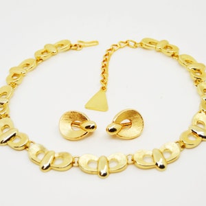 conjunto de pendientes de clip y gargantilla de tono dorado  Gargantilla de hojas vintage,gargantilla de tono dorado, gargantilla