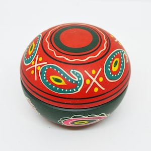joyero de madera pintado a mano,joyero de madera,joyero rojo,joyero vintage,regalo de mujer,caja decorativa,decoracion colorido,vintage
