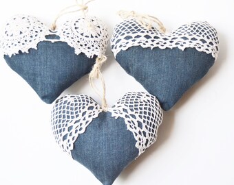 Tres corazones de decoracion