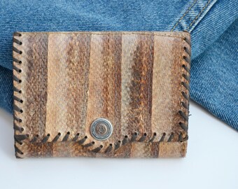man leather wallet