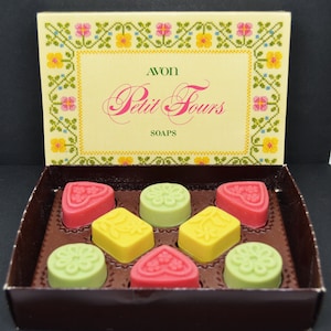 box of vintage avon soaps, collection soaps, flower soaps, colored soaps, vintage gift, women&#39;s gift, collection