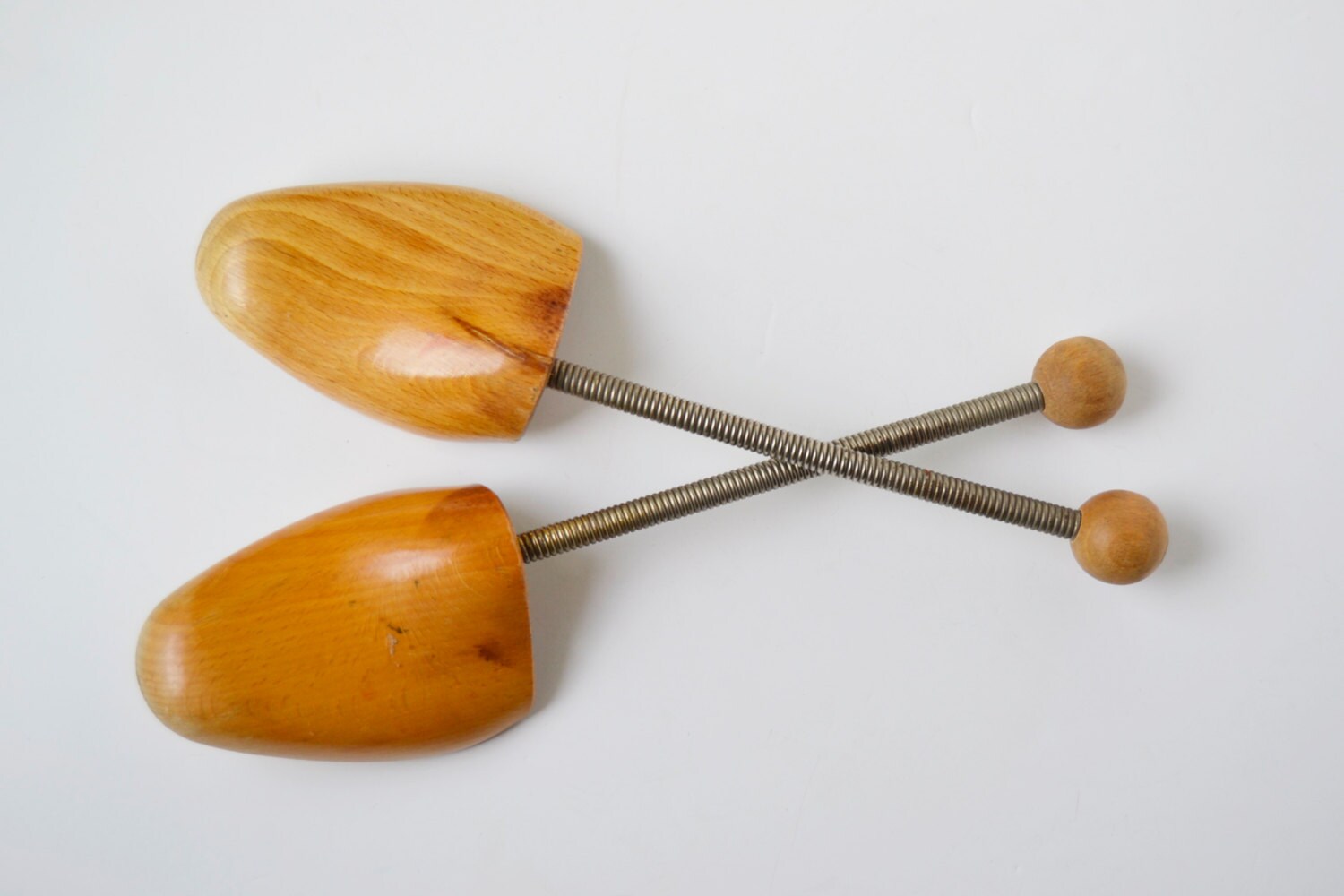 Madera Vintage formas camilla de zapatos | Etsy