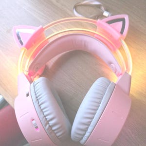 Kawaii Cat Ear Gaming Headset – Onikuma X15 Pink & Grey | RGB Lights + HD Mic | BNWT
