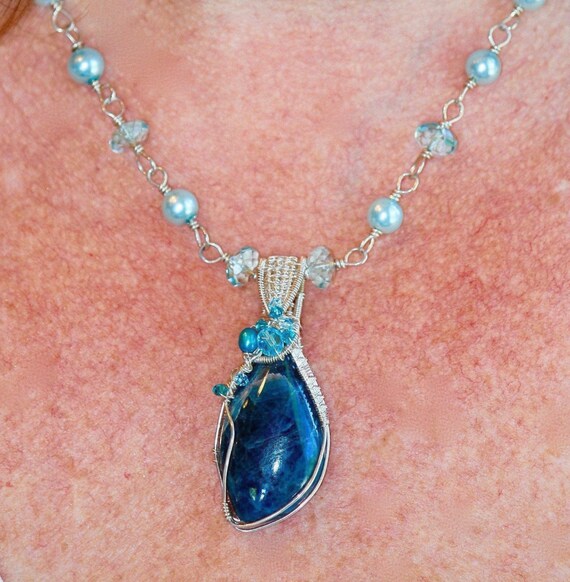 OFF Apatite Pendant Gemstone Necklace 