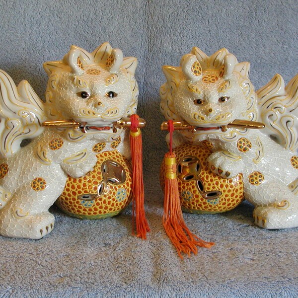 Kutani Foo Dogs - A Pair