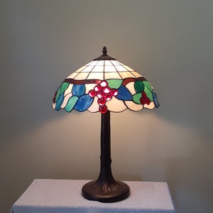 Stained Glass Lamp - Grape Motif - Accent Lamp