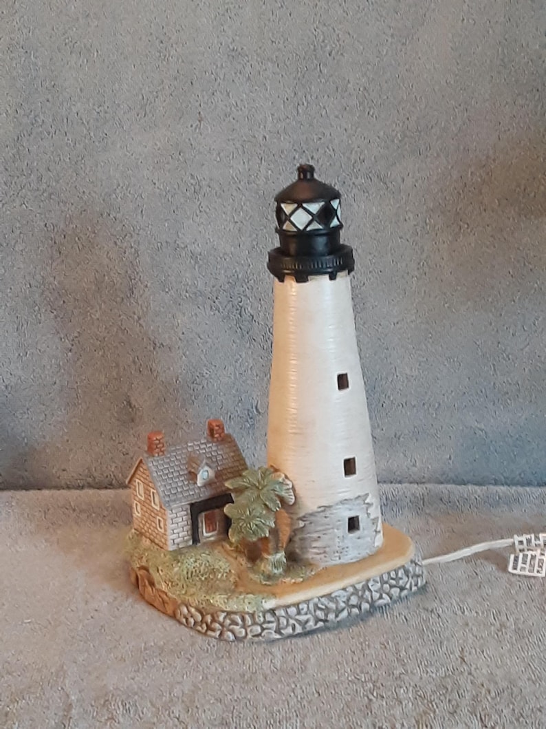 Lefton Lighthouse 1993 - Cape Florida, Key Biscayne 1825 - Accent Lamp ...