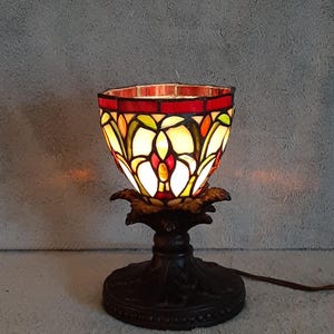 Stained Glass Lamp - Floral Motif - Accent Lamp - Up Lamp