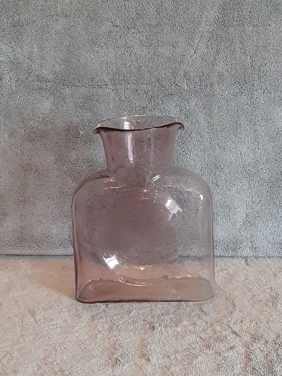 Pitcher, decorative glass water pitcher or decanter