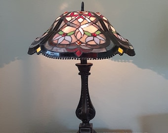 Stained Glass Lamp - Floral and Geometric Motif - Accent Lamp - Table Lamp
