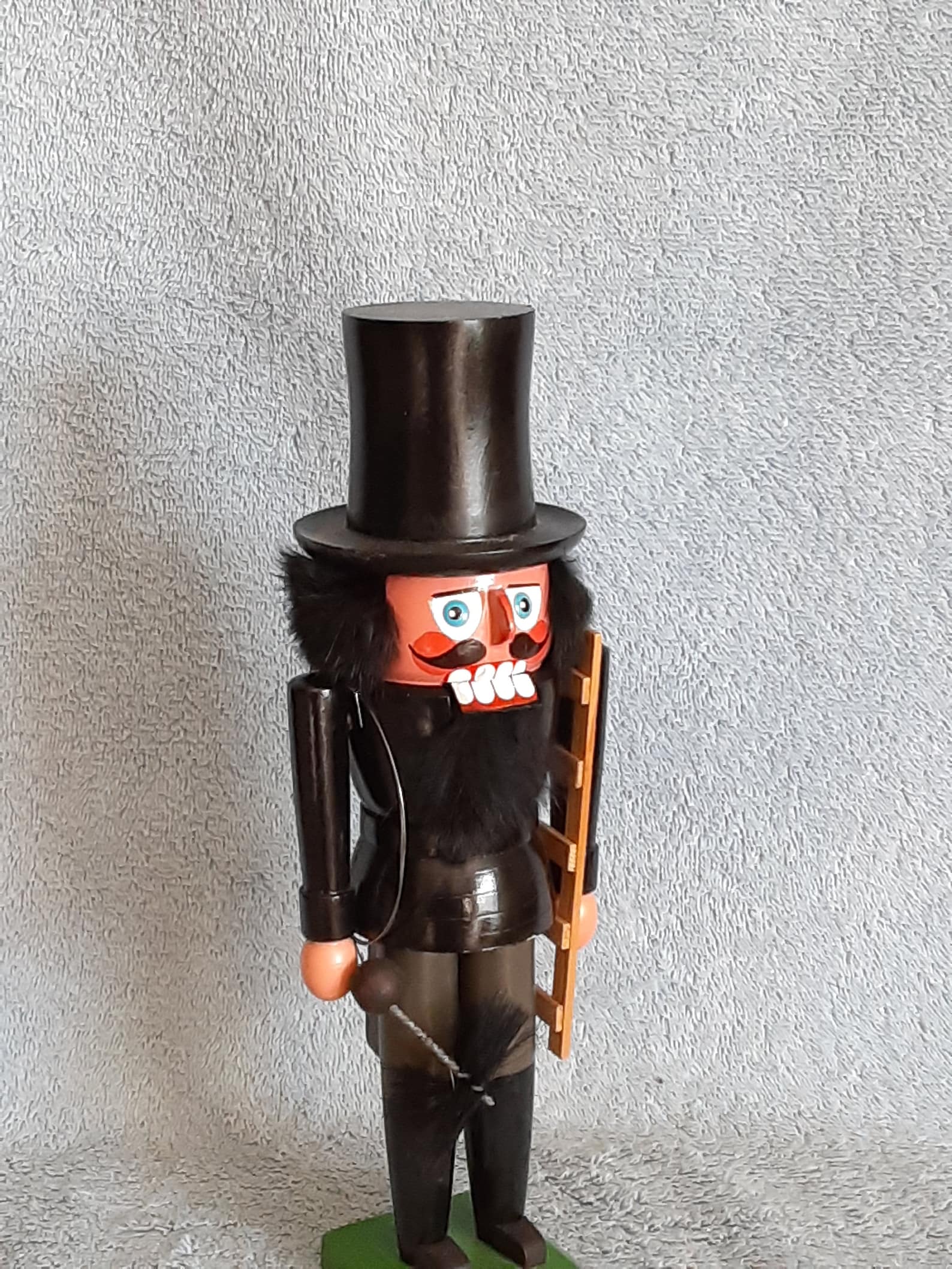 History of German Nutcrackers Get a Nutcracker for Your Home! A