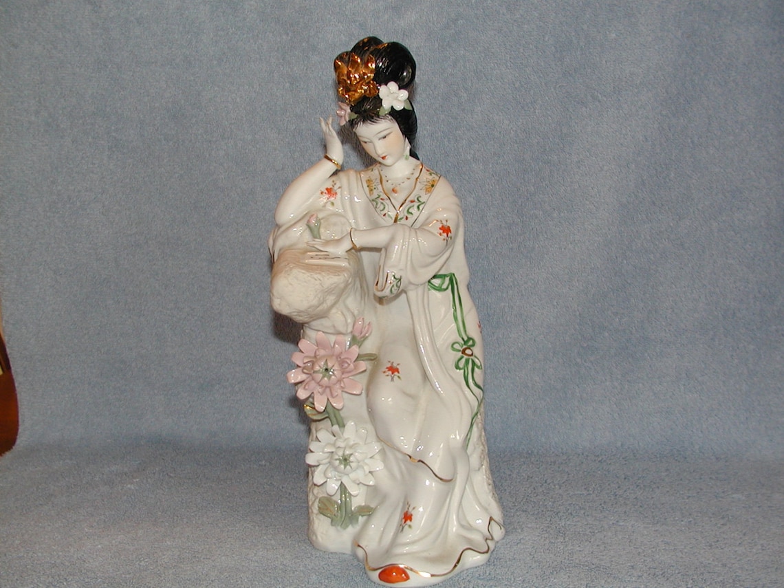 Porcelain Japanese Geisha Girl Figurine Etsy