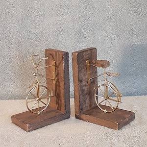Bookends - Bicycle Theme - Sports Themed Bookends - Metal Art Bookends