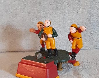 Mechanical Bank - Rugby Players