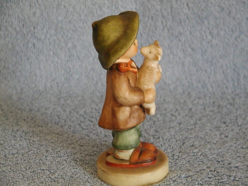 hummel figurine the lost sheep