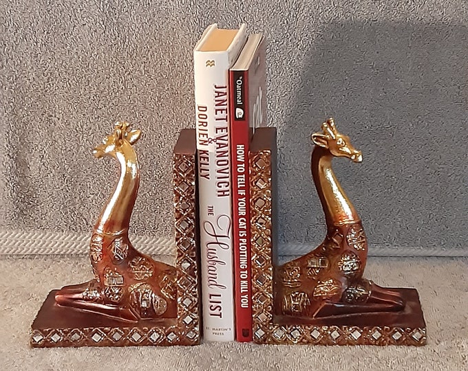 Giraffe Bookends Animal Bookends Nature Themed Bookends Etsy