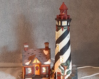 Lighthouse - Santa's Workshop Collection 2001 - Rivergate Lighthouse